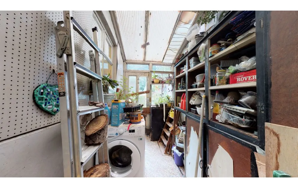 Felixstowe Road, London, N9 0DX