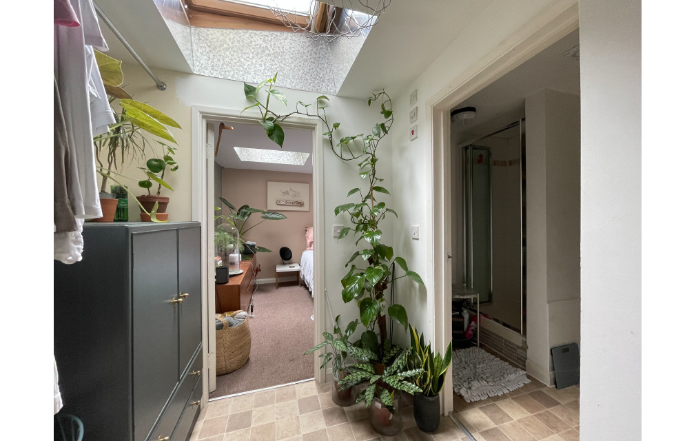 Hornsey Road, London, Islington, N19 4HT