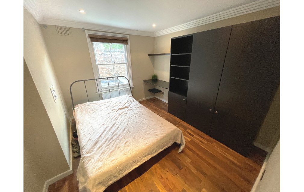 Askew Crescent, London, W12 9DP