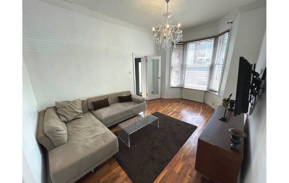 Askew Crescent, London, W12 9DP