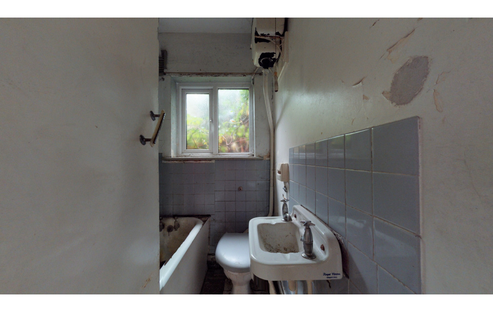 Harwood Avenue, Hornchurch, Essex, RM11 2NT