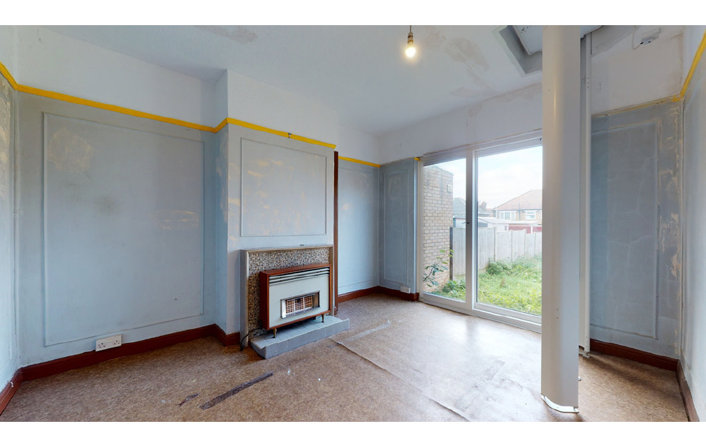 Springfield Drive, Ilford, Essex, IG2 6PT