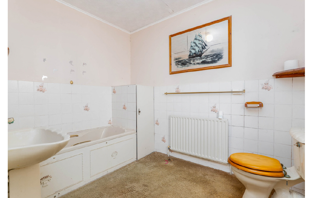 Glenbervie Drive, Herne Bay, Kent, CT6 6QL