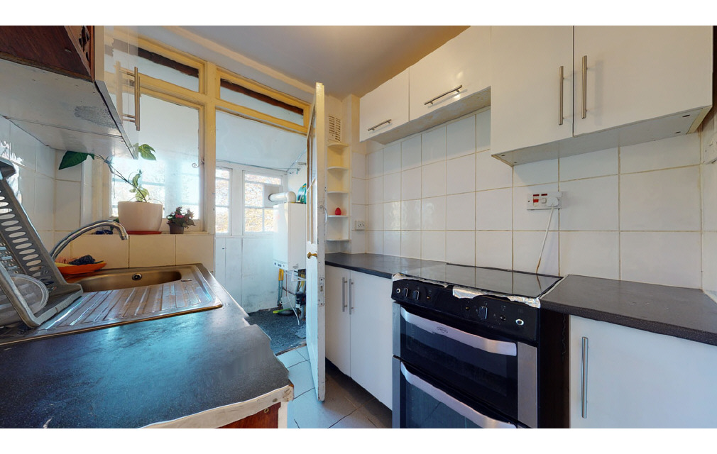 Claybury Road, Woodford Green, Essex, IG8 8JE