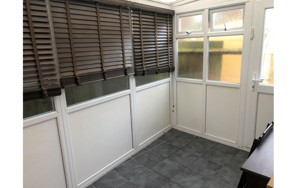 Kelling Close, Luton, Bedfordshire, LU2 7ET
