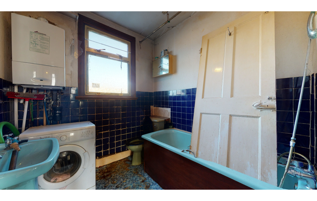 Howard Road, Ilford, Essex, IG1 2EX