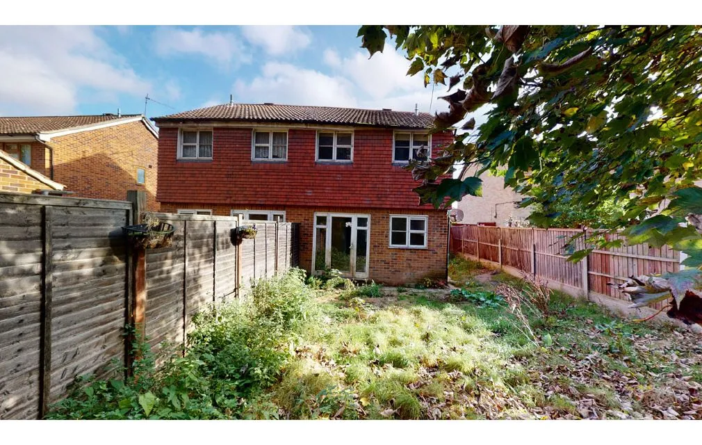 Curling Lane, Badgers Dene, Grays, Essex, RM17 5JJ