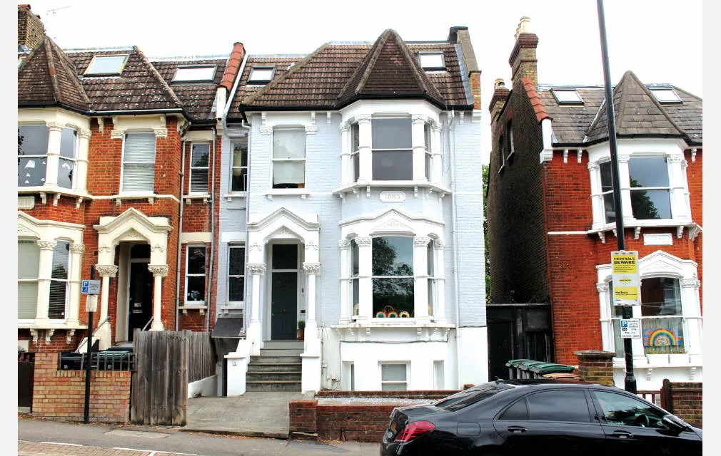 Ferme Park Road, London, N4 4ED