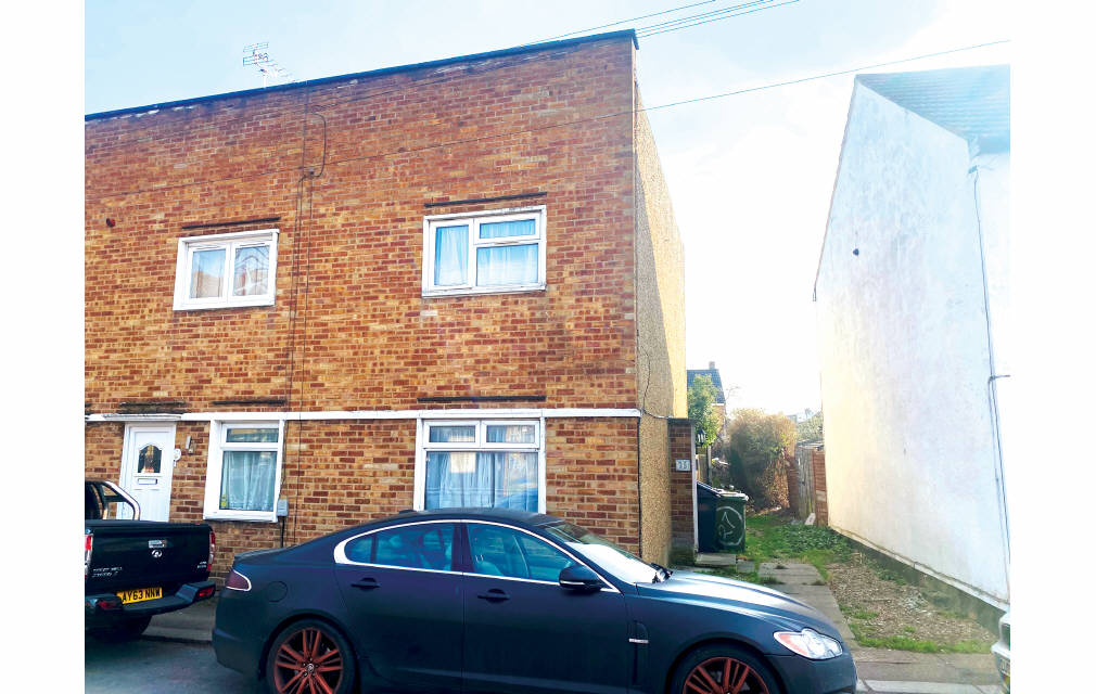 Park Lane, Waltham Cross, Hertfordshire, EN8 8AB