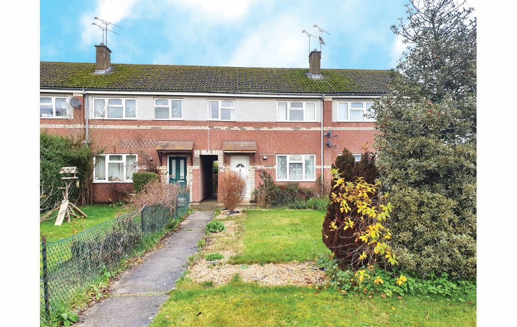 Gassons Way, Lechlade, Gloucestershire, GL7 3BG
