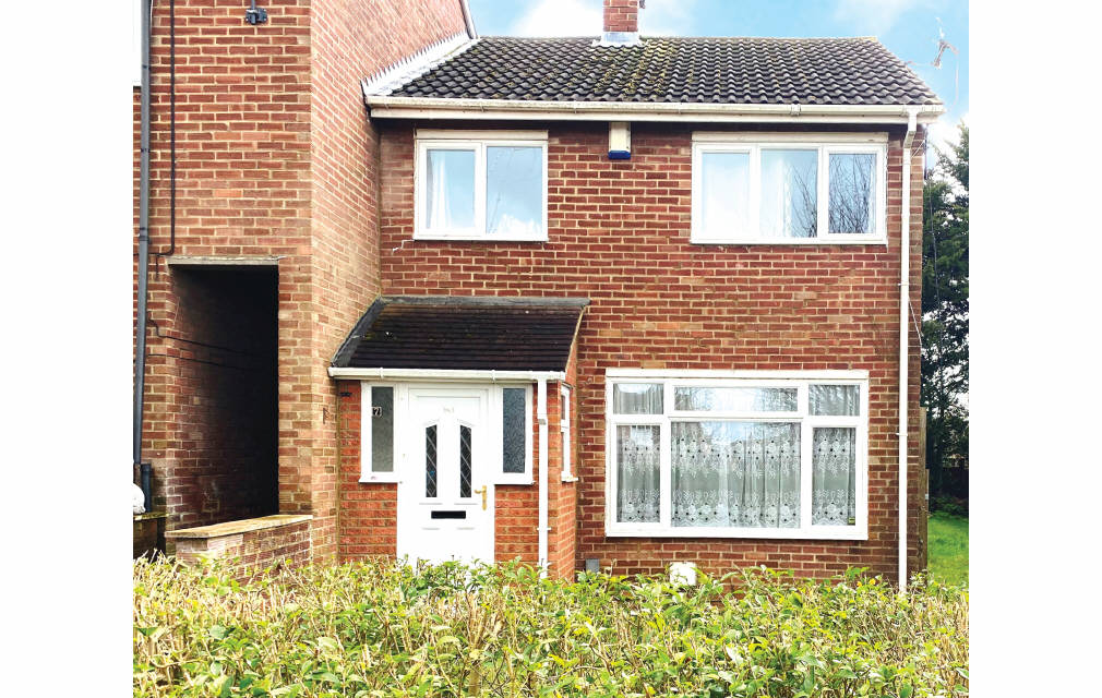 Churchfield Road, Houghton Regis, Dunstable, Bedfordshire, LU5 5HN