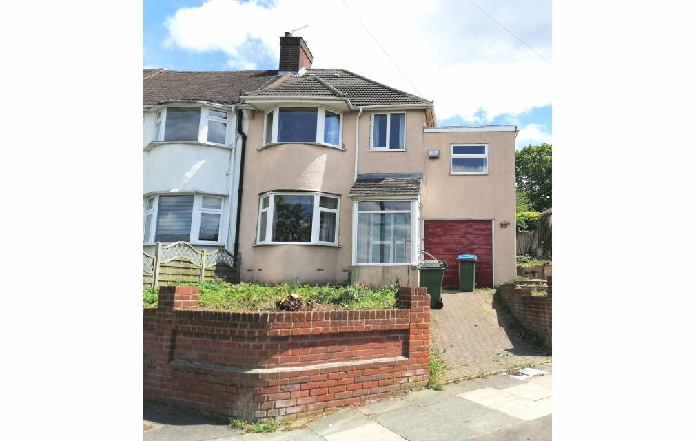 Moordown, London, SE18 3NA