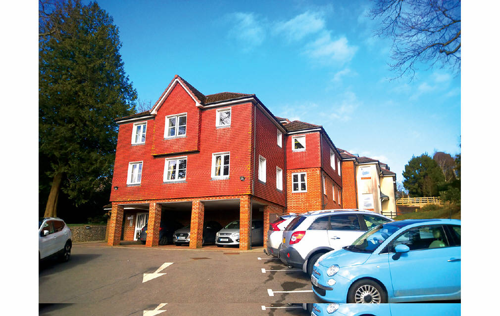 Risingholme Court, High Street, Heathfield, East Sussex, TN21 8GB