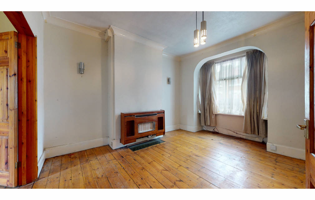 Westwood Road, Ilford, Essex, IG3 8SA