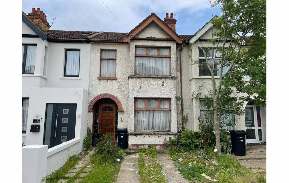 Westwood Road, Ilford, Essex, IG3 8SA