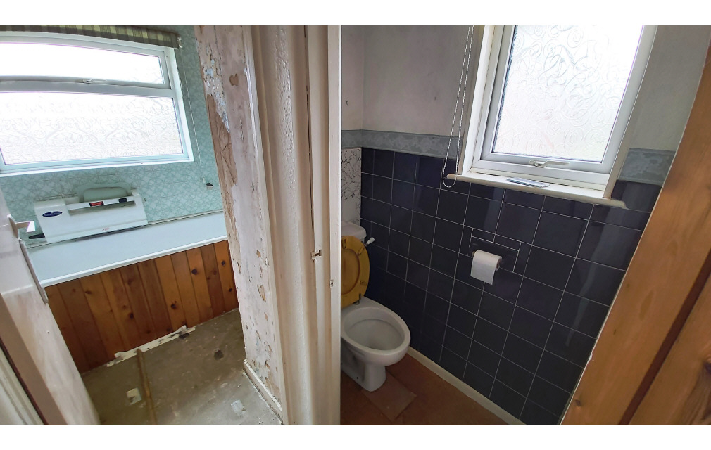 Woodside Crescent, Smallfield, Horley, Surrey, RH6 9ND