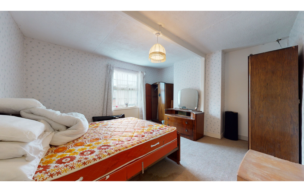 Queensway, Hemel Hempstead, Hertfordshire, HP2 5HE