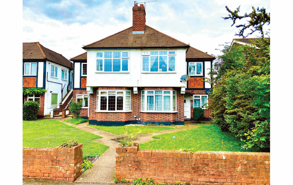 London Road, Cheam, Sutton, Surrey, SM3 9DF