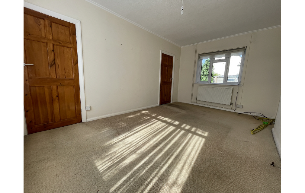 Hood Walk, Romford, Essex, RM7 8NU