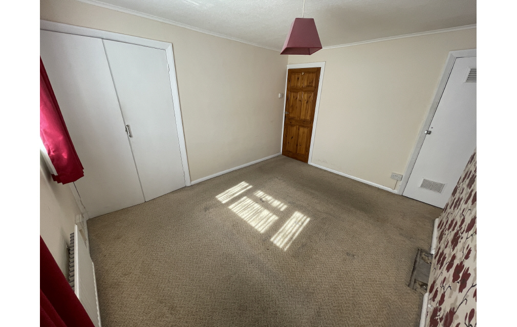Hood Walk, Romford, Essex, RM7 8NU