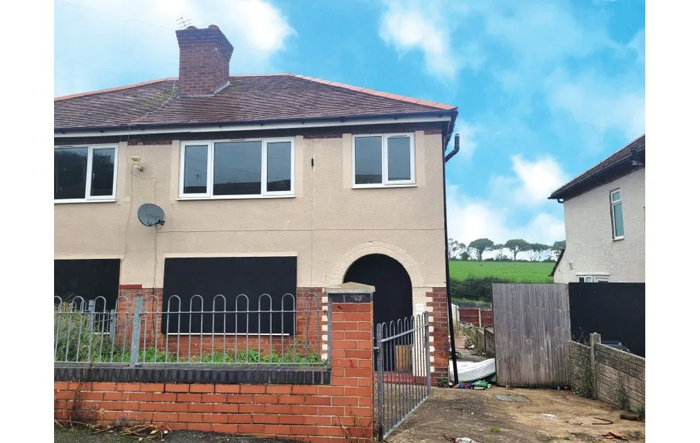 Meadowbank, Holywell, Clwyd, CH8 7EF