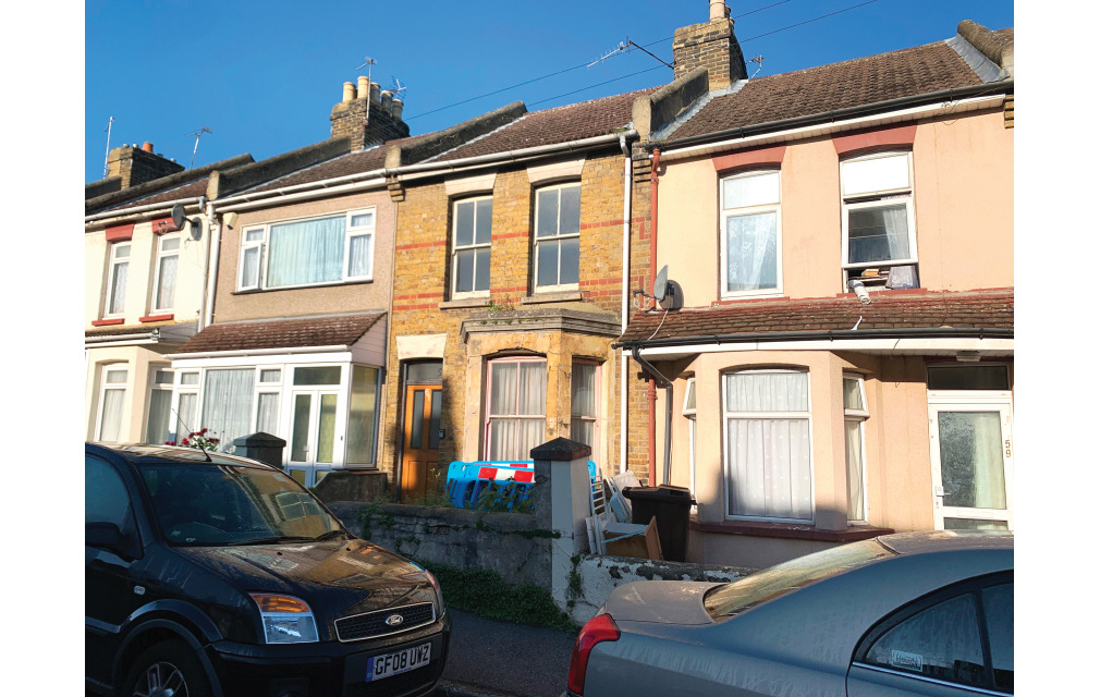 Milton Road, Gillingham, Kent, ME7 5LP