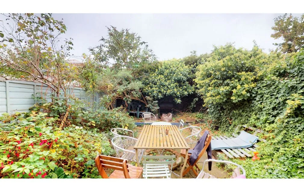 Digby Crescent, London, N4 2HS