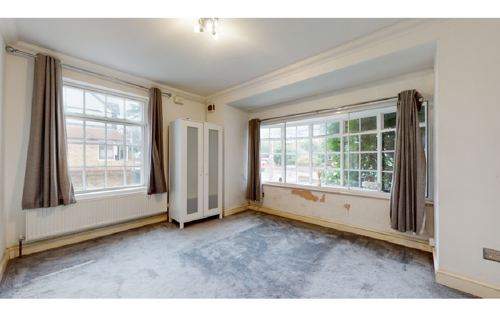 Fullers Road, London, Redbridge, E18 2QA