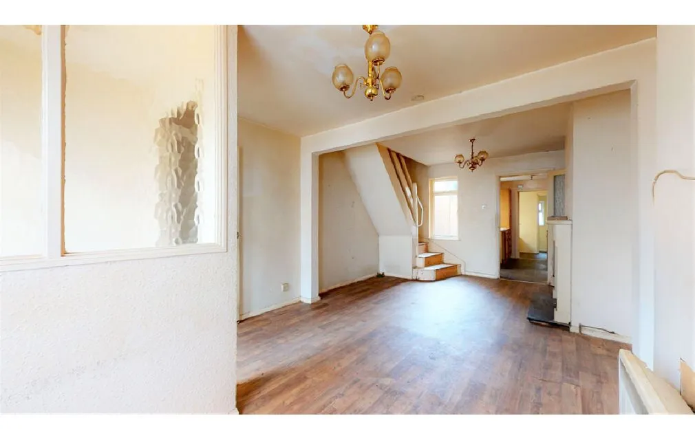 New Road, Hounslow, Middlesex, TW3 2AN
