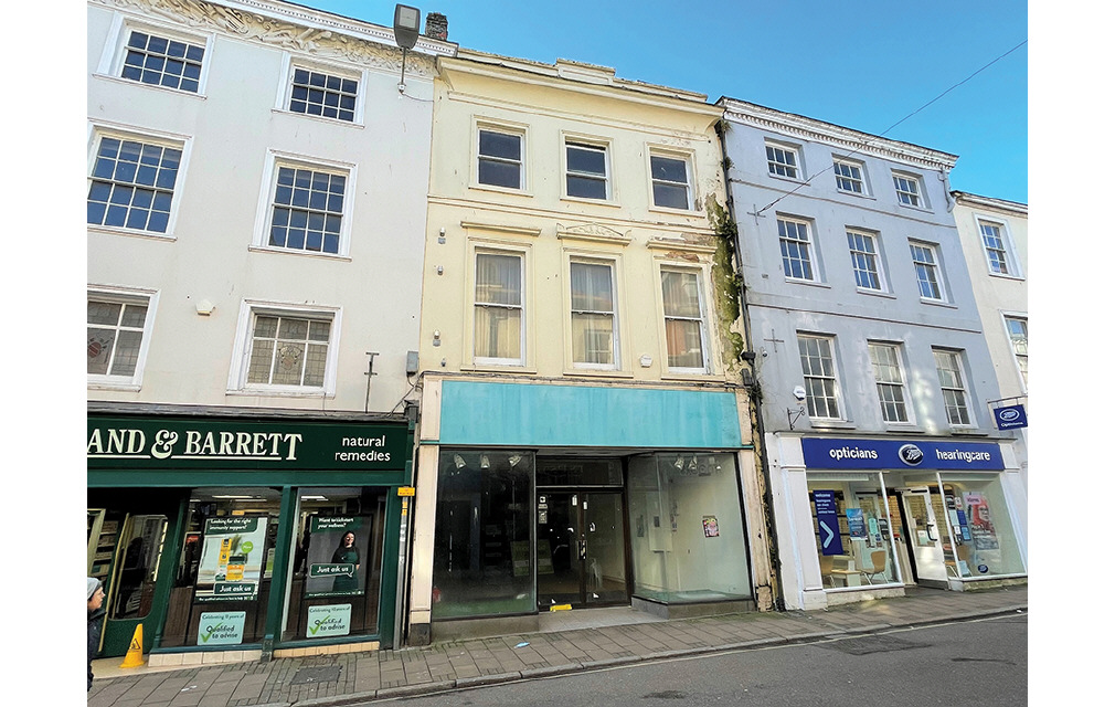 High Street, Barnstaple, Devon, EX31 1HR