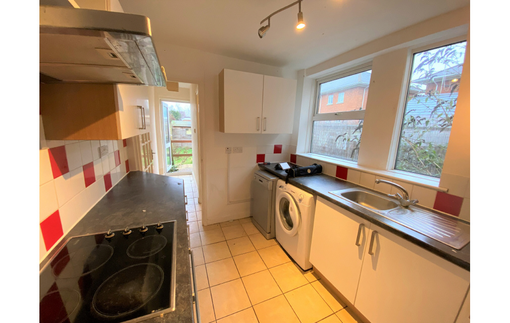 Boundary Road, Newbury, Berkshire, RG14 5RR