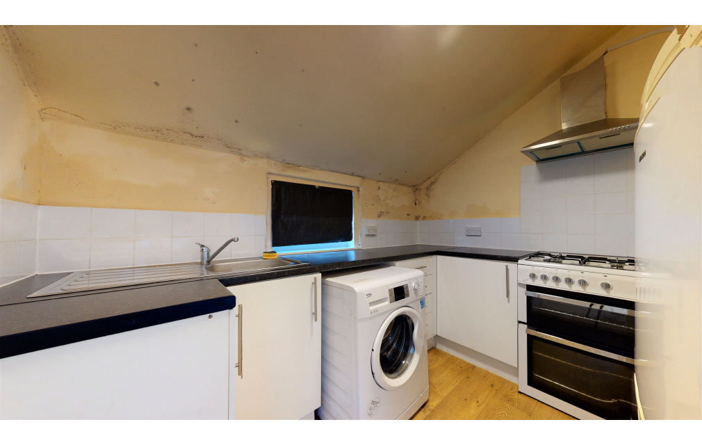 Selhurst Road, London, Croydon, SE25 6LH