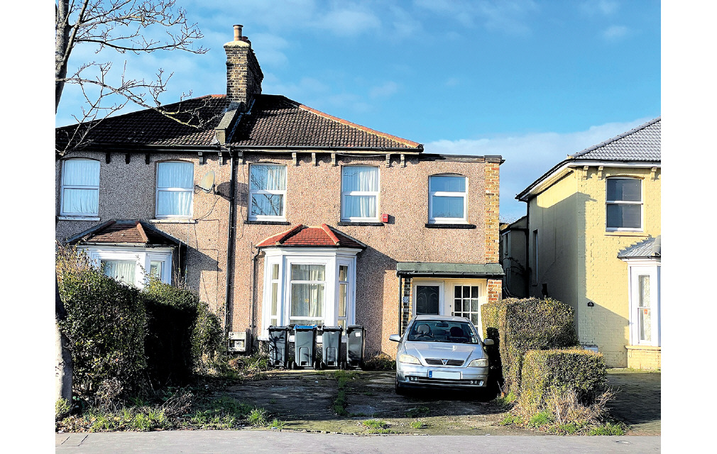 Selhurst Road, London, Croydon, SE25 6LH