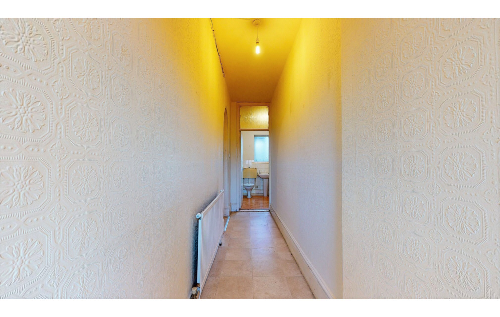 Selhurst Road, London, Croydon, SE25 6LH