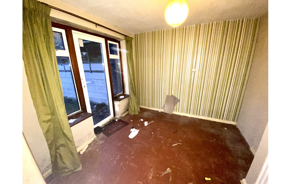 Hook Road, Epsom, Surrey, KT19 8TX