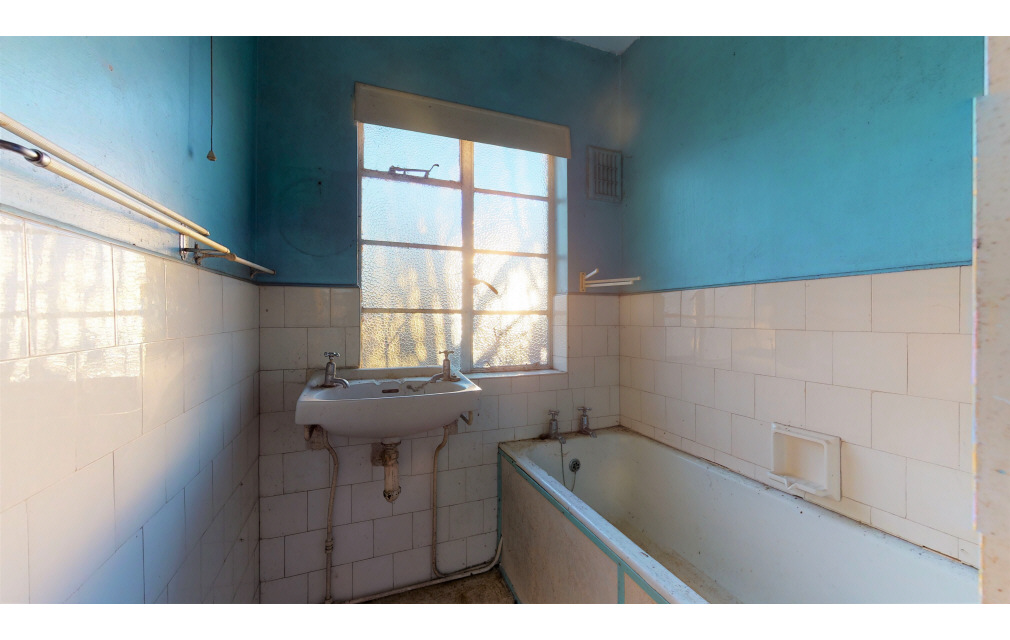Fernleigh Court, Harrow, Middlesex, HA2 6NA
