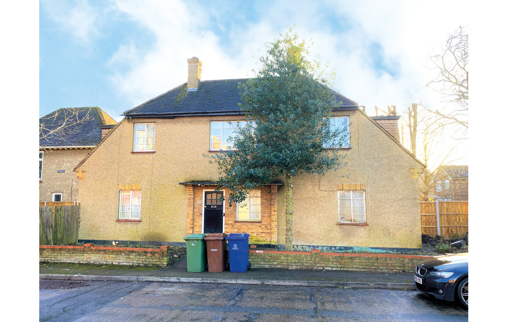 Fernleigh Court, Harrow, Middlesex, HA2 6NA