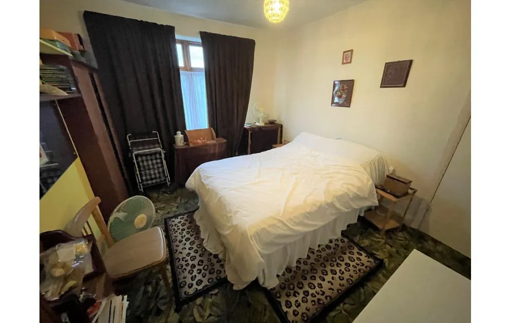 Hainault Road, Romford, Essex, RM5 3AL