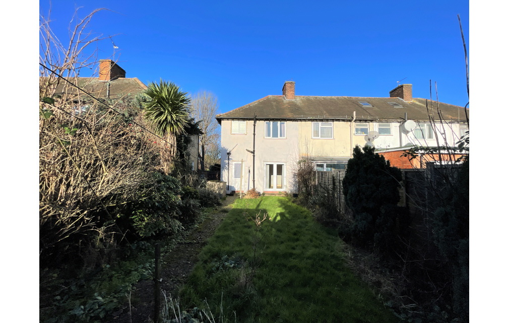 Mandeville Road, Northolt, Middlesex, UB5 4LX