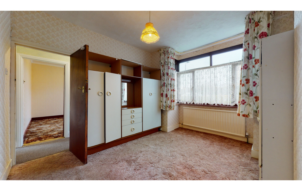 Cross Road, Mawneys, Romford, Essex, RM7 8HS