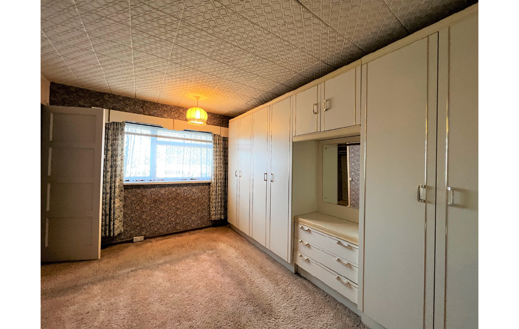Cloverlands, Crawley, West Sussex, RH10 8EH