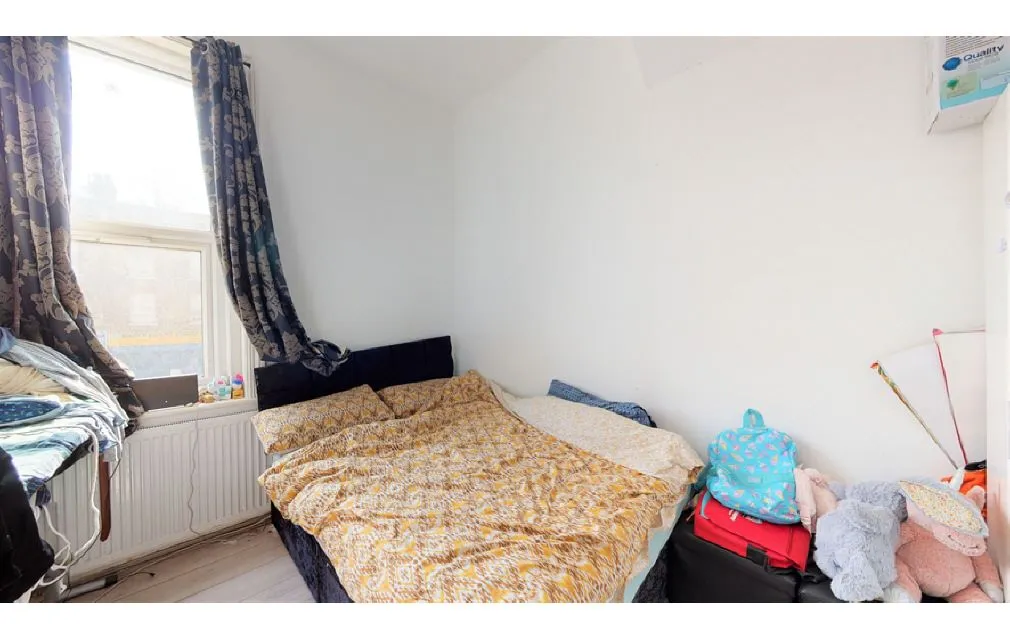 Barking Road, London, E13 8EE