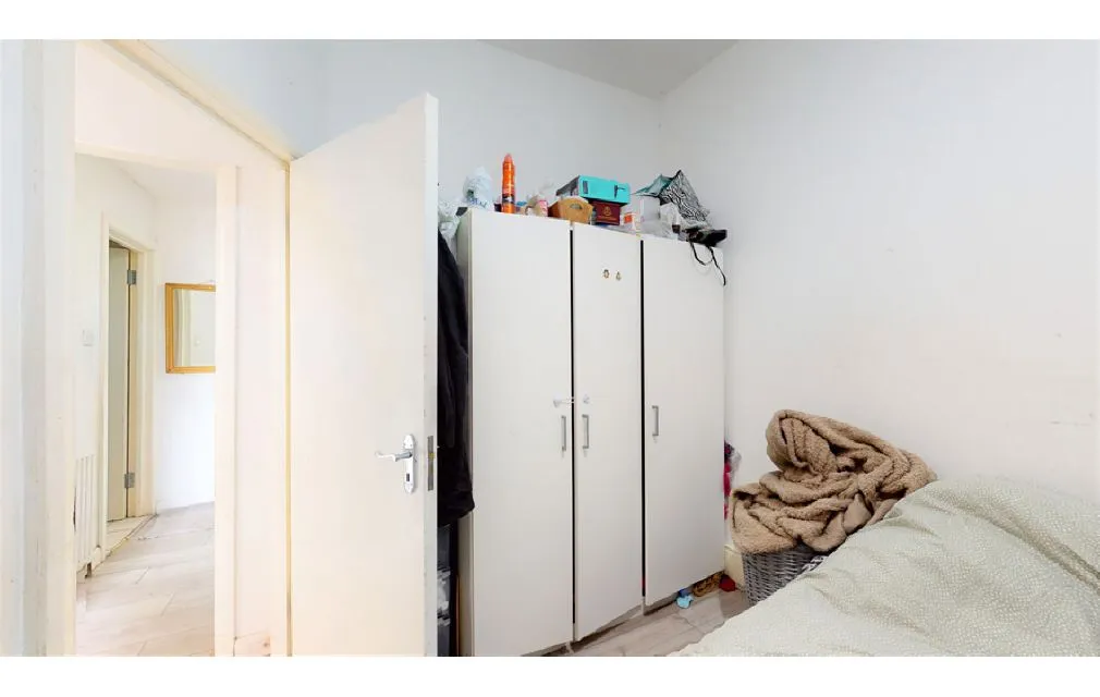 Barking Road, London, E13 8EE