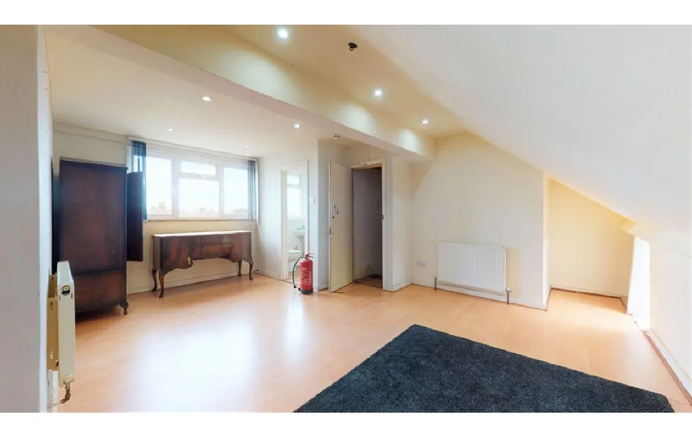 Brigstock Road, Thornton Heath, Surrey, CR7 7JF