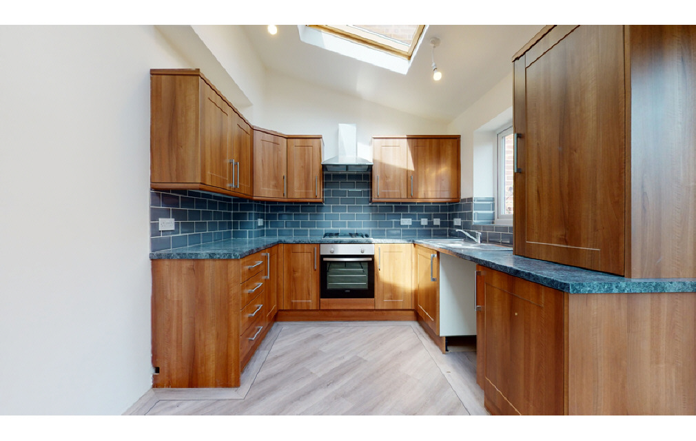 Warwick Road, London, E17 5NP