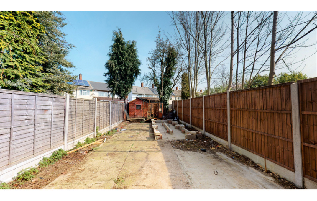 Warwick Road, London, E17 5NP