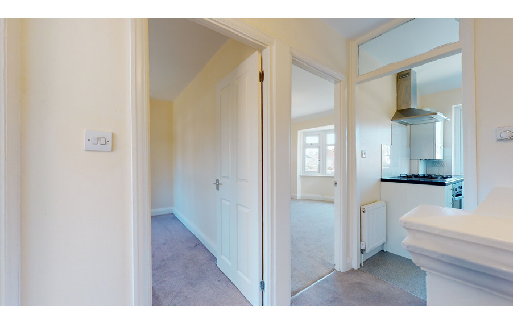 Warwick Road, London, E17 5NP