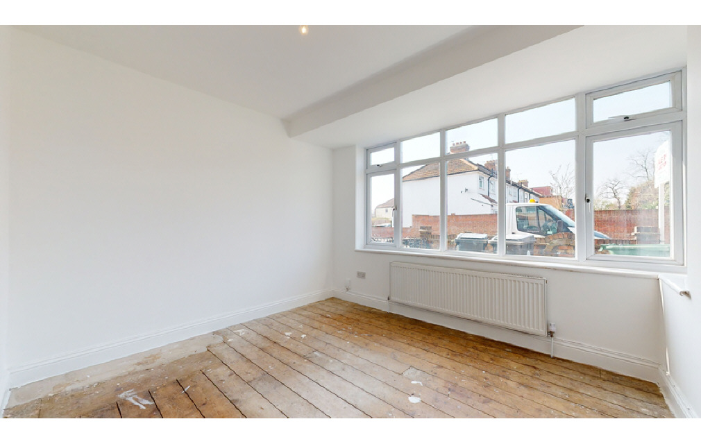 Warwick Road, London, E17 5NP