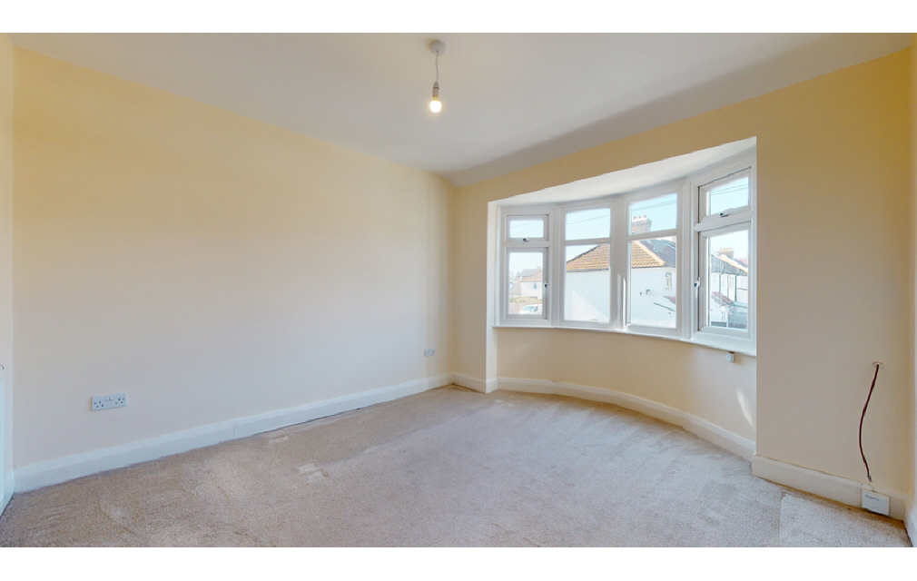 Warwick Road, London, E17 5NP