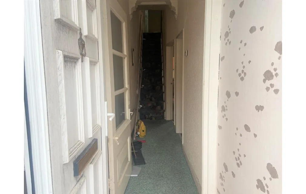 Mottram Road, Stalybridge, Cheshire, SK15 2QS